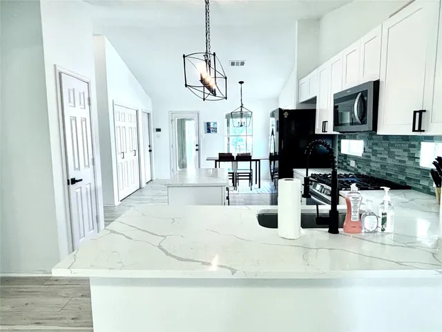 $2,050 | 208 Gila Cliff Drive, Pflugerville, TX 78660