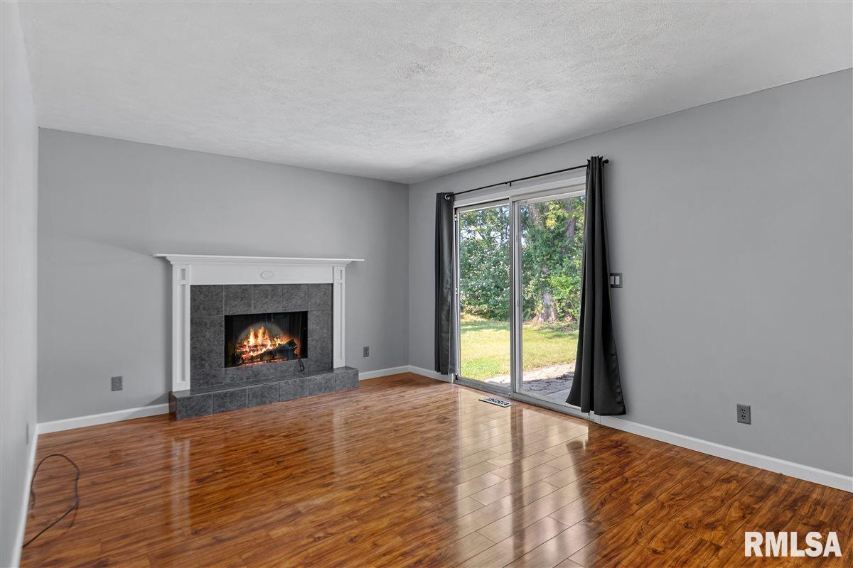 236 Buckhorn Drive Springfield, IL 62707 - Photo 16 of 32 Gallery Image 16