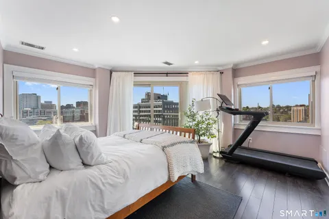 $549,000 | 104 North Street, Unit 804, Stamford, CT 06902