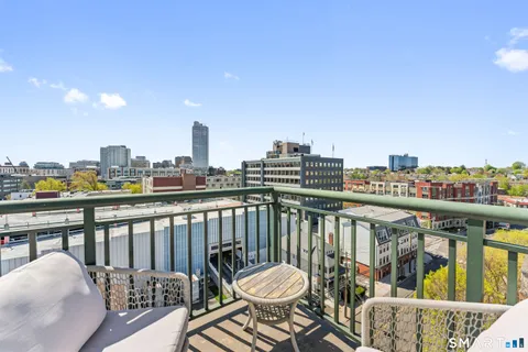 $549,000 | 104 North Street, Unit 804, Stamford, CT 06902