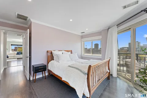 $549,000 | 104 North Street, Unit 804, Stamford, CT 06902