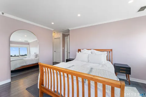 $549,000 | 104 North Street, Unit 804, Stamford, CT 06902