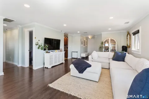 $549,000 | 104 North Street, Unit 804, Stamford, CT 06902