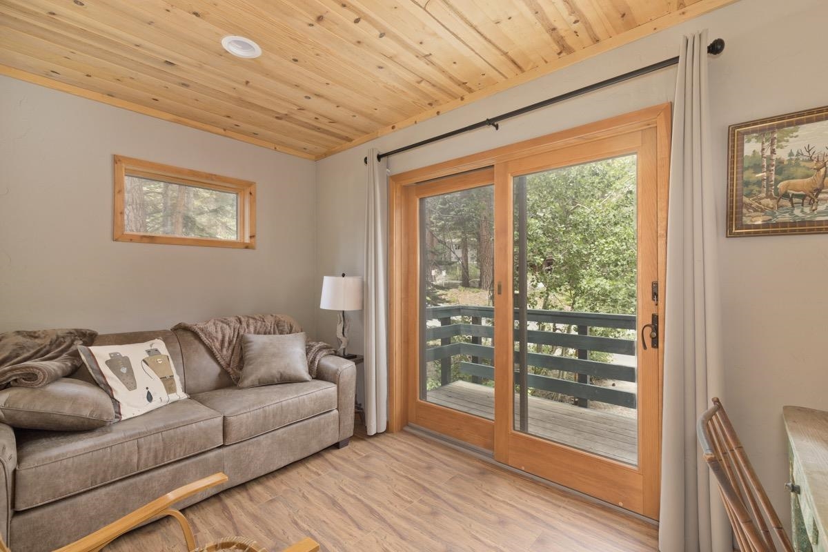 313 Grindelwald Road Mammoth Lakes, CA 93546 - Photo 28 of 49 Gallery Image 28