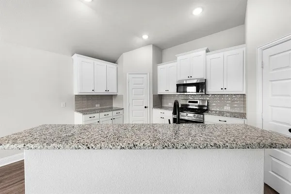 $332,720 | 3800 Arrowchop Drive, Caddo Mills, TX 75135