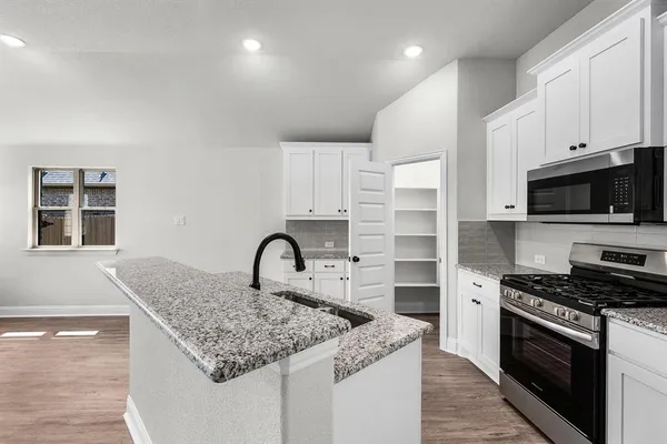 $332,720 | 3800 Arrowchop Drive, Caddo Mills, TX 75135