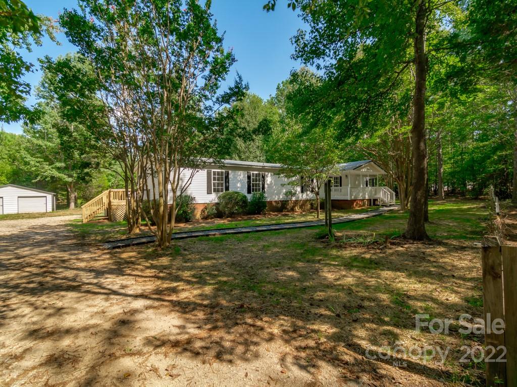 1036 State Rd S-46-1102 York, SC 29745 - Photo 2 of 29