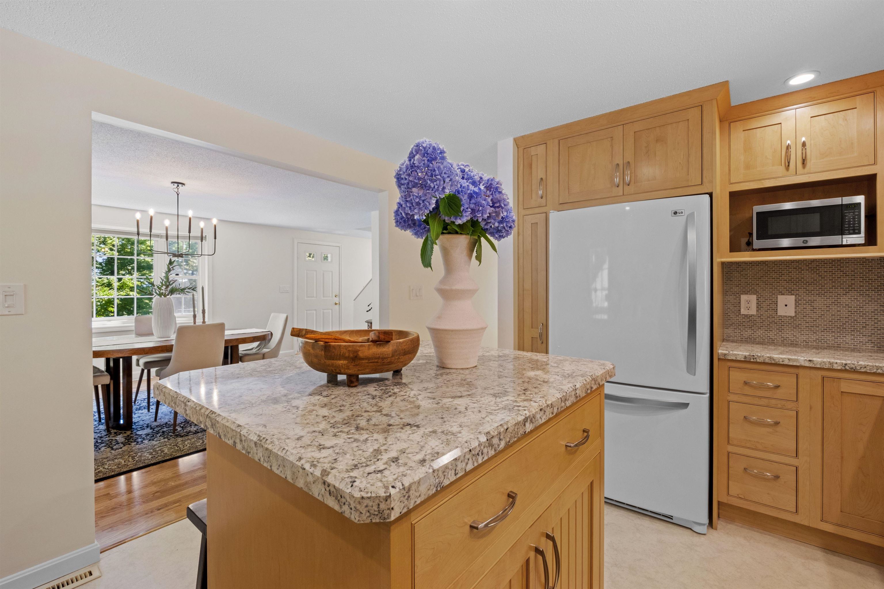 74 Woodhill Hooksett Road Bow, NH 03304 - Photo 19 of 37