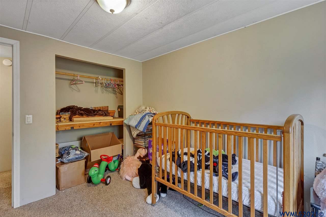 2560 Wallace Road Northwest Salem, OR 97304 - Photo 17 of 35 Gallery Image 17