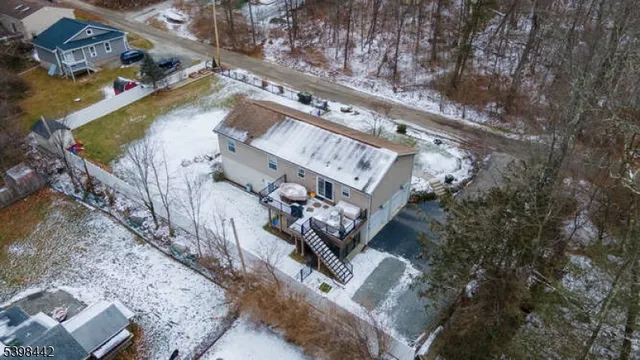 a view of a houses with outdoor space