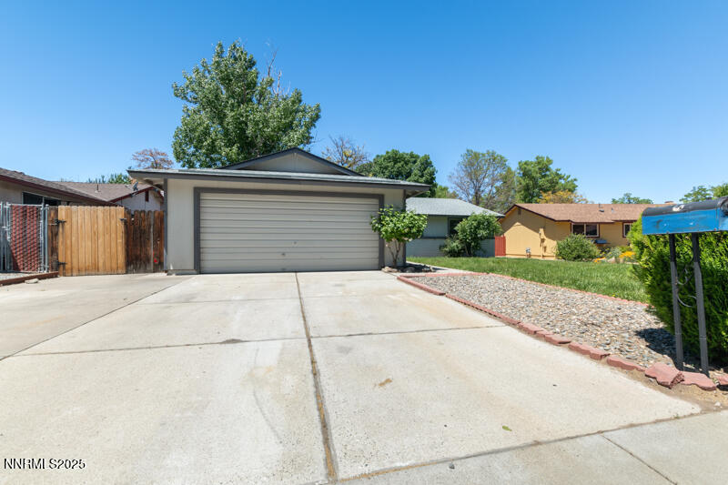2995 Santa Ana Drive Reno, NV 89502 - Photo 2 of 19
