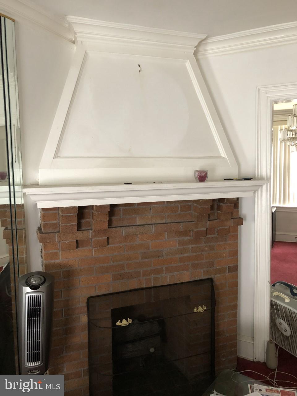 607 Marlyn Road Philadelphia, PA 19151 - Photo 5 of 17