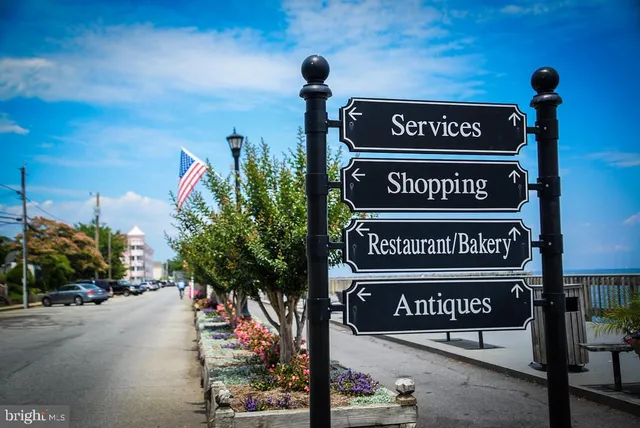 a view of a living room with furniture