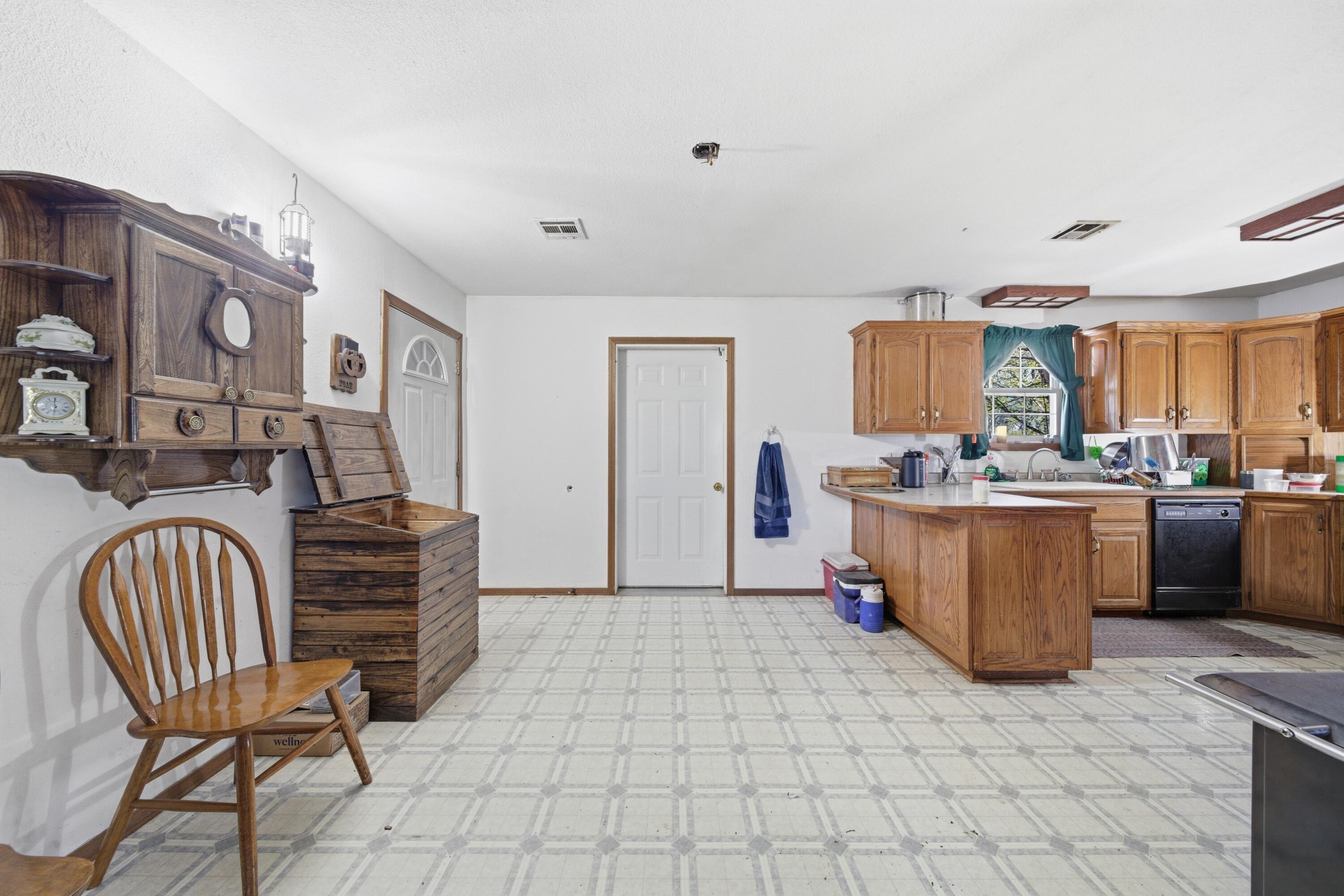 439092 East 40 Road Welch, OK 74369 - Photo 14 of 41 14-439204%20E%2040%20Rd-145