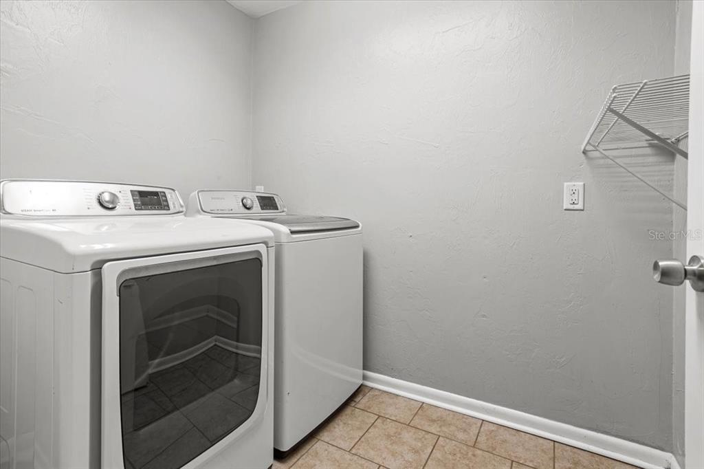 1110 Southwest 19th Place Gainesville, FL 32601 - Photo 26 of 38