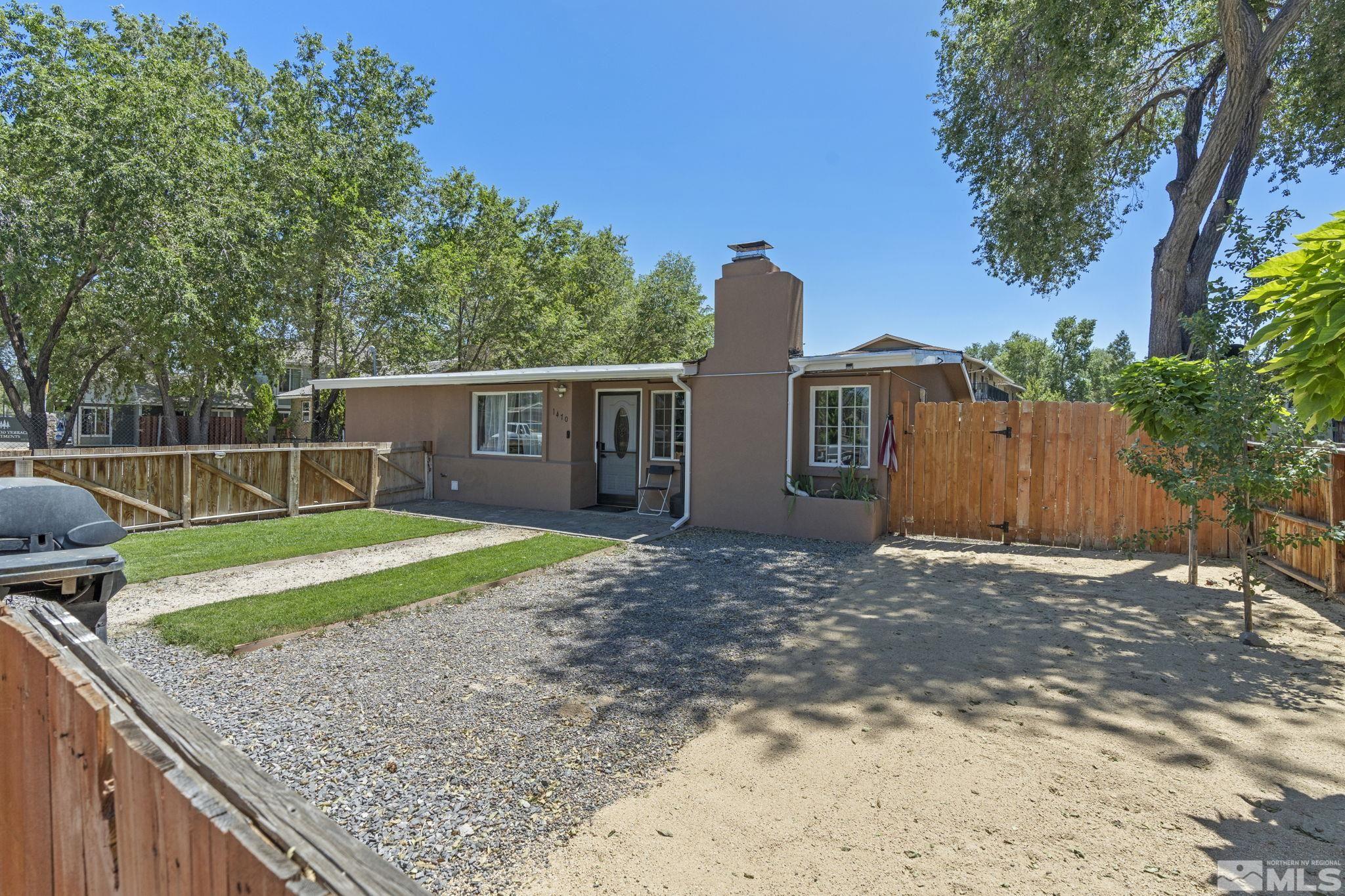 1470 Riley Avenue Reno, NV 89502 - Photo 3 of 31 Photo 3