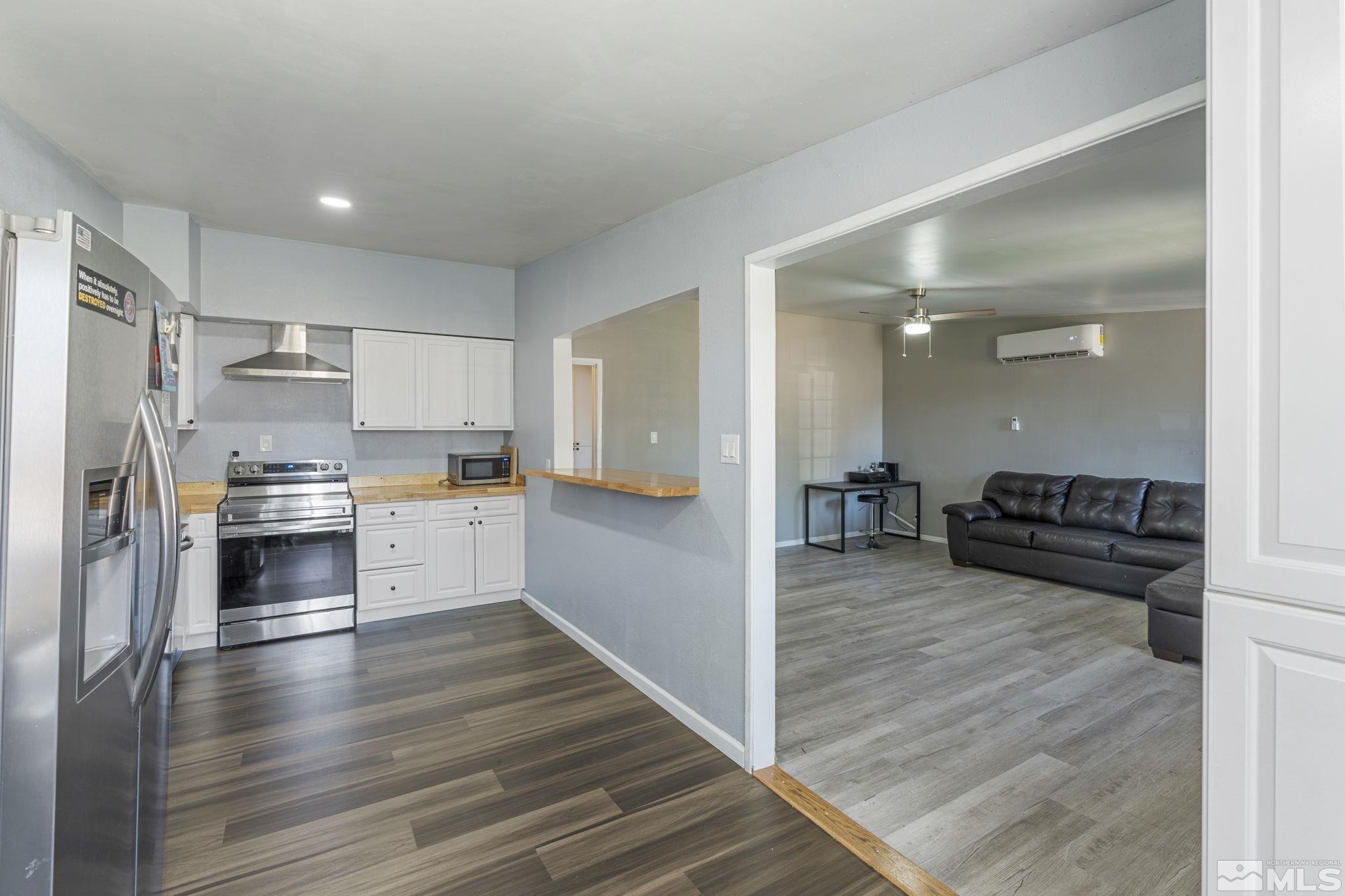 1470 Riley Avenue Reno, NV 89502 - Photo 7 of 31 Photo 7