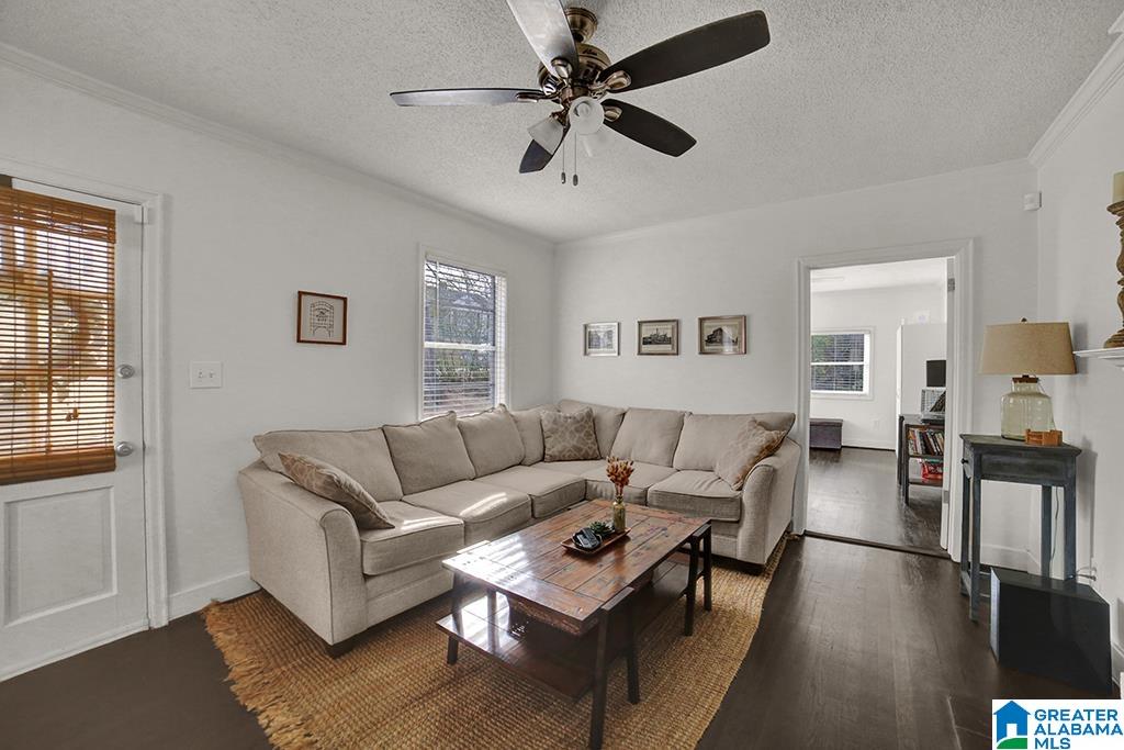 756 48th Street South Birmingham, AL 35222 - Photo 2 of 20