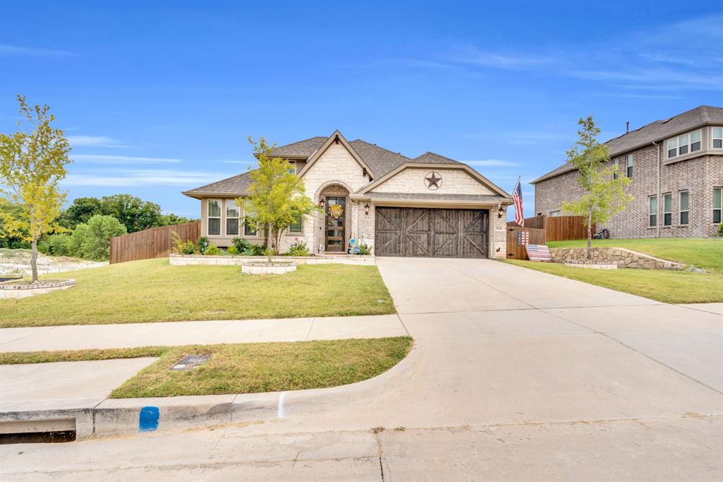 5038 Ridgehurst Lane Midlothian, TX 76065 - Photo 33 of 37 a view of outdoor space yard and front view of a house
