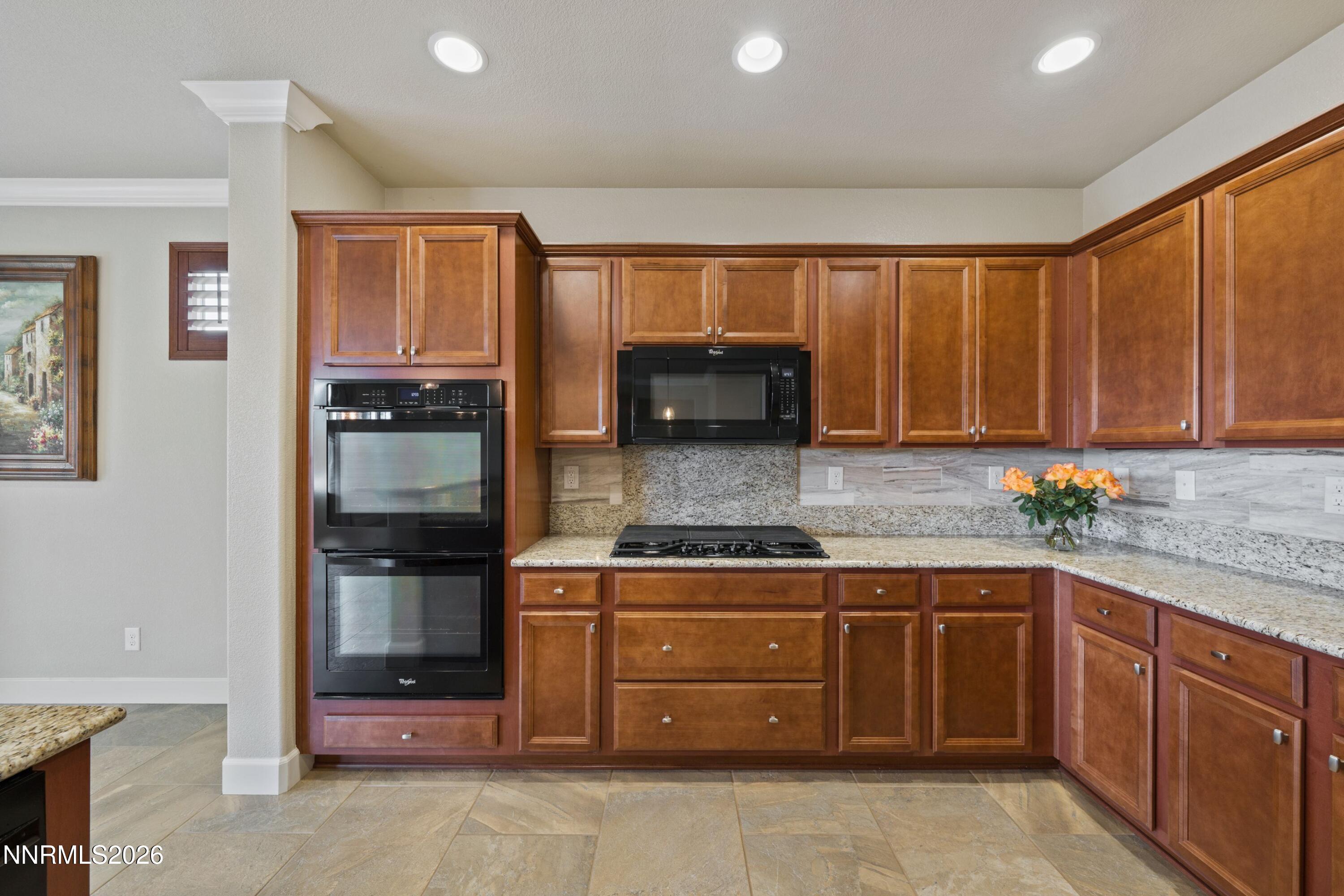 9182 Kenton Trail Reno, NV 89523 - Photo 3 of 47 982 Kenton - kitchen appliances