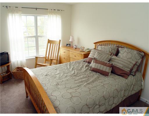14 Rue Chagall Somerset, NJ 08873 - Photo 12 of 14 Gallery Image 12