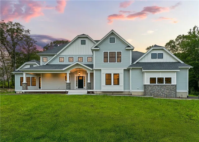 $3,200,000 | 105 Princess Pine Drive, East Greenwich, RI 02818