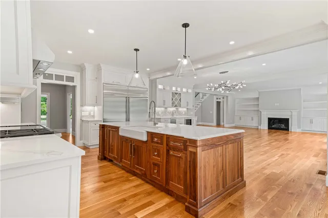 $3,200,000 | 105 Princess Pine Drive, East Greenwich, RI 02818