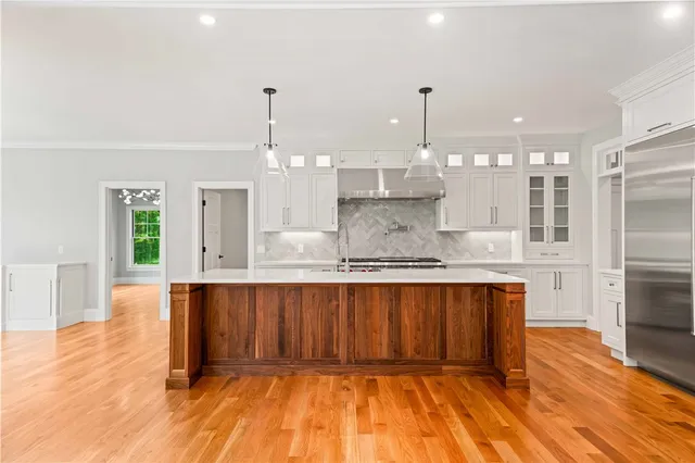 $3,200,000 | 105 Princess Pine Drive, East Greenwich, RI 02818