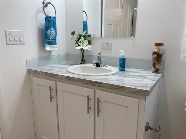 147 Stark Hill Road Canaan, NH 03741 - Photo 13 of 27 Gallery Image 13