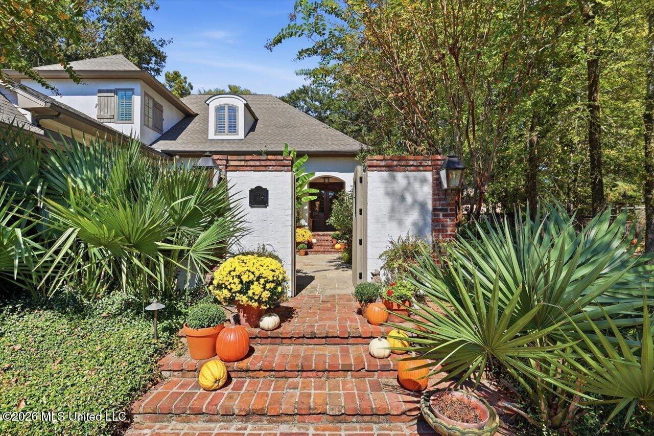 02-104 Hidden Heights _ Hometoursms.com