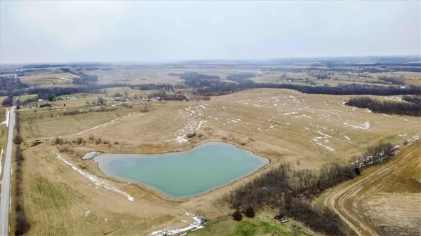 $2,600,000 | 22305 P Highway, Weston, MO 64098
