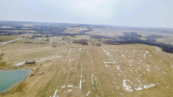 $2,600,000 | 22305 P Highway, Weston, MO 64098