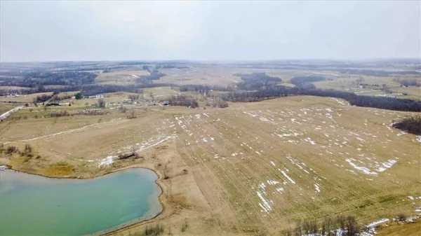 $2,600,000 | 22305 P Highway, Weston, MO 64098