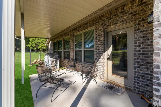 $450,000 | 4000 Winding Way, Longview, TX 75605