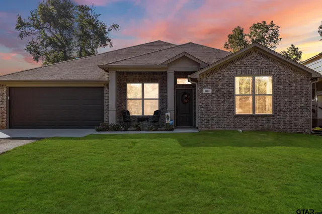 $450,000 | 4000 Winding Way, Longview, TX 75605