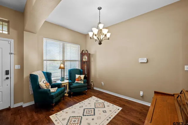 $450,000 | 4000 Winding Way, Longview, TX 75605