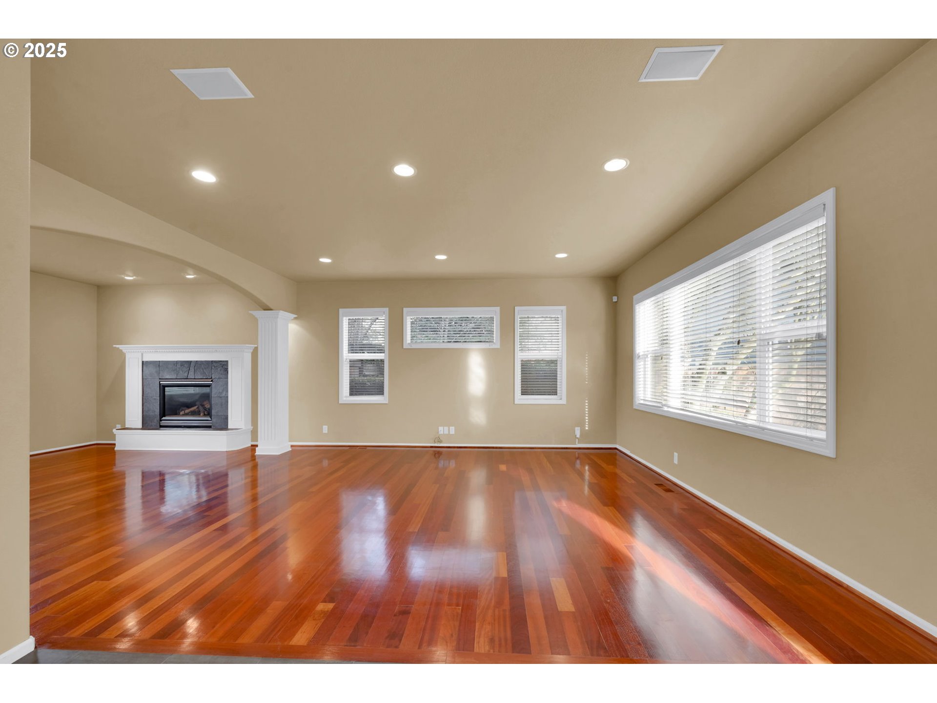 2408 Lakeview Drive Eugene, OR 97408 - Photo 9 of 34