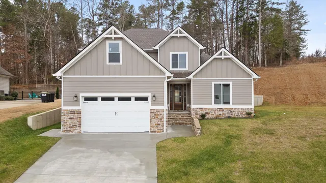 $585,000 | 3471 Hawks Creek Drive, Apison, TN 37302