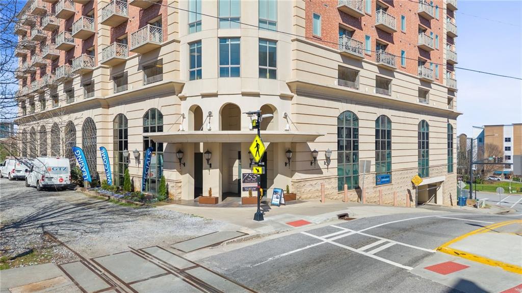 755 West Broad Street, Unit 820 Athens, GA 30601 - Photo 2 of 64