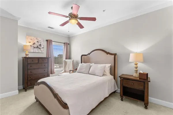 $885,000 | 755 West Broad Street, Unit 820, Athens, GA 30601