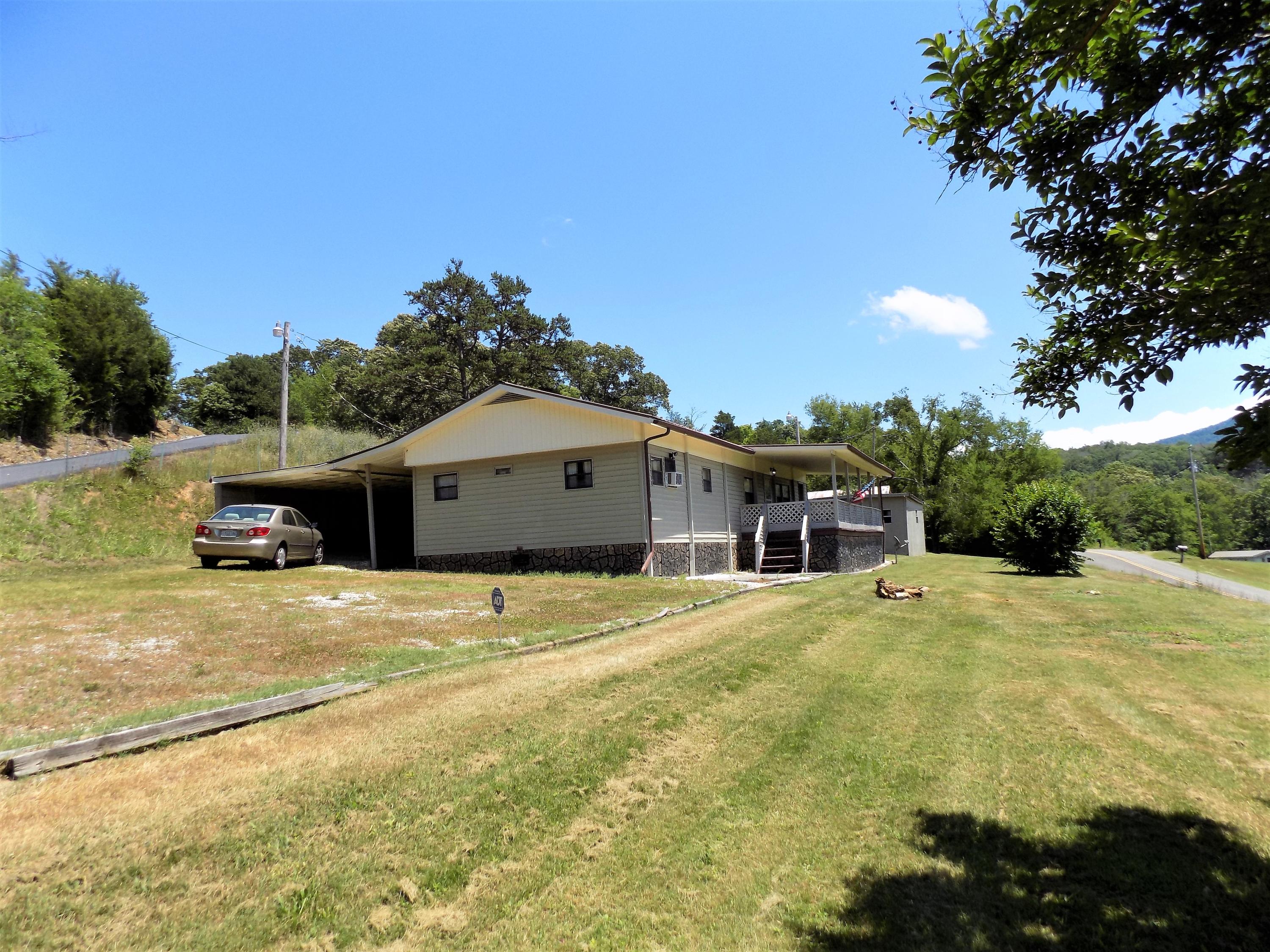 1830 Upper Rinehart Road Dandridge, TN 37725 - Photo 33 of 35 Side Entrance
