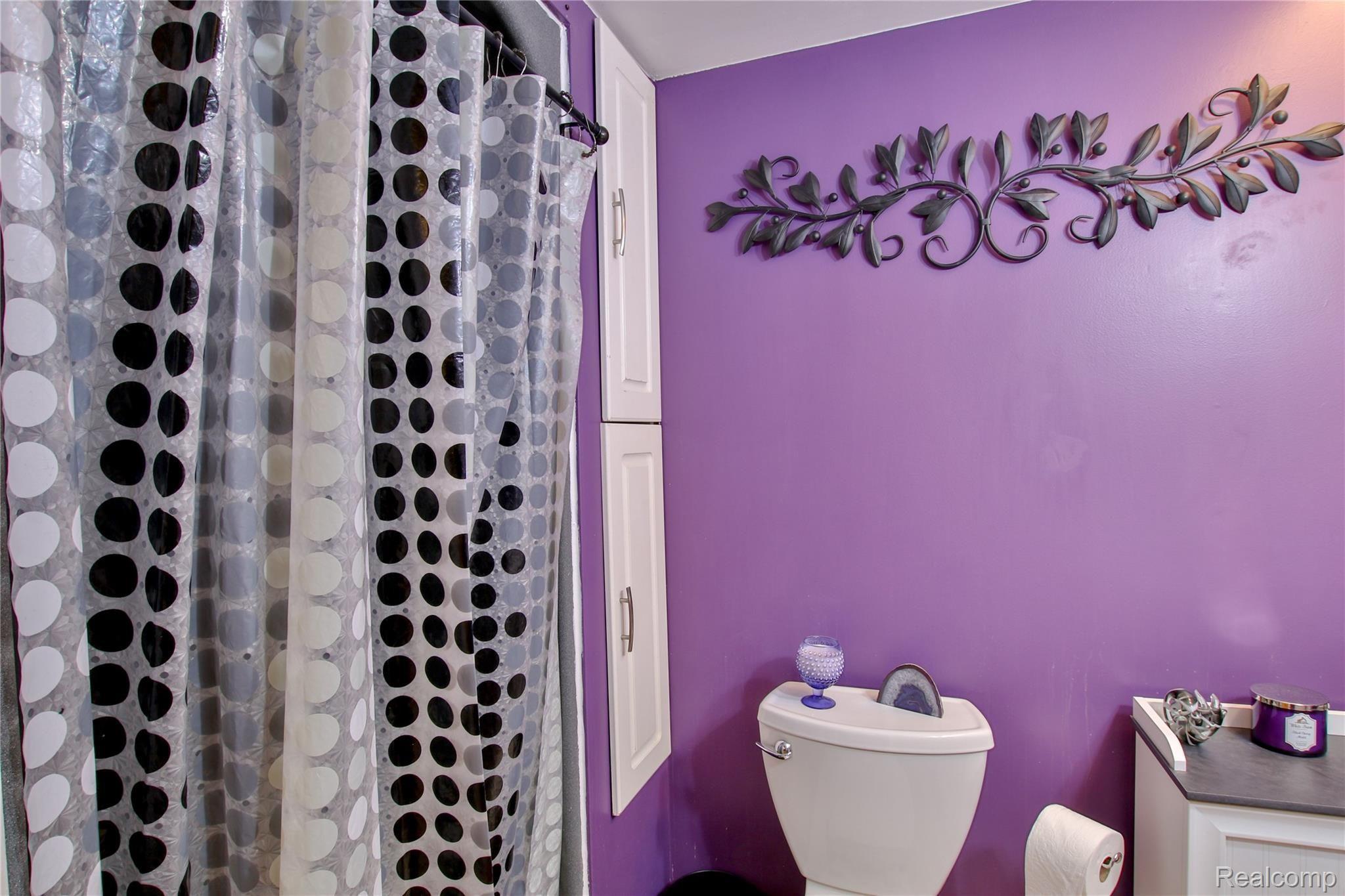 2160 Lancaster Road Bloomfield Hills, MI 48302 - Photo 17 of 28 IMG_3340.jpg