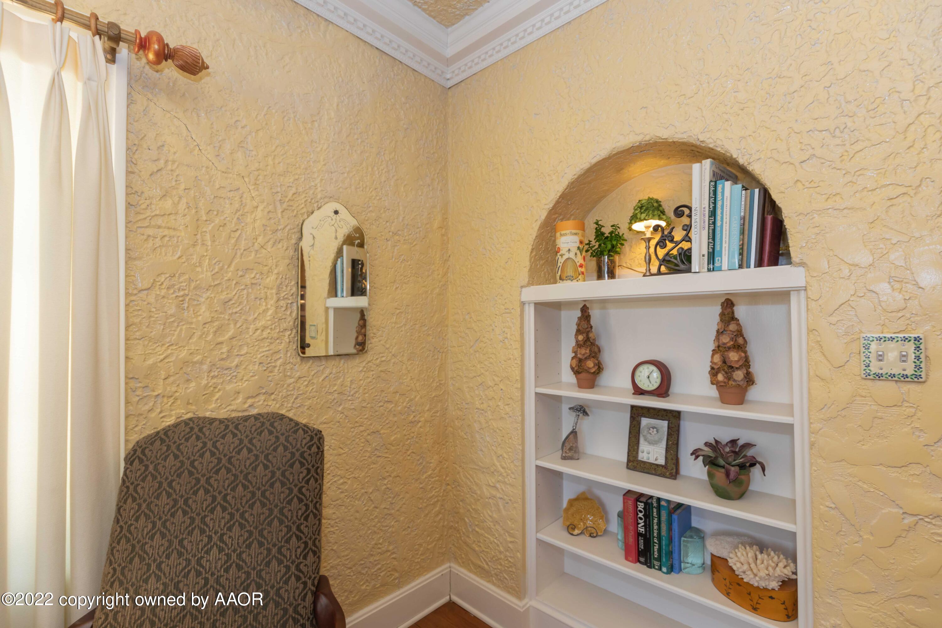 1607 South Harrison Street Amarillo, TX 79102 - Photo 10 of 71 DEN VIEW 4