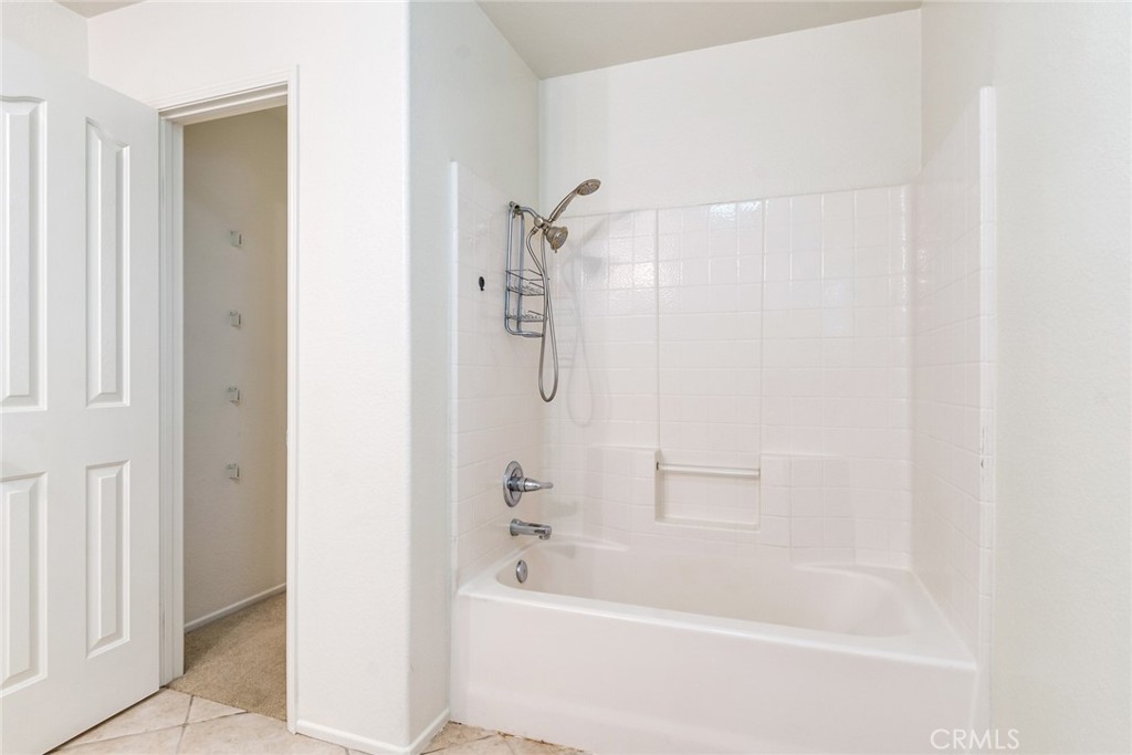 9140 Village Way Riverside, CA 92508 - Photo 27 of 37 hall bathroom