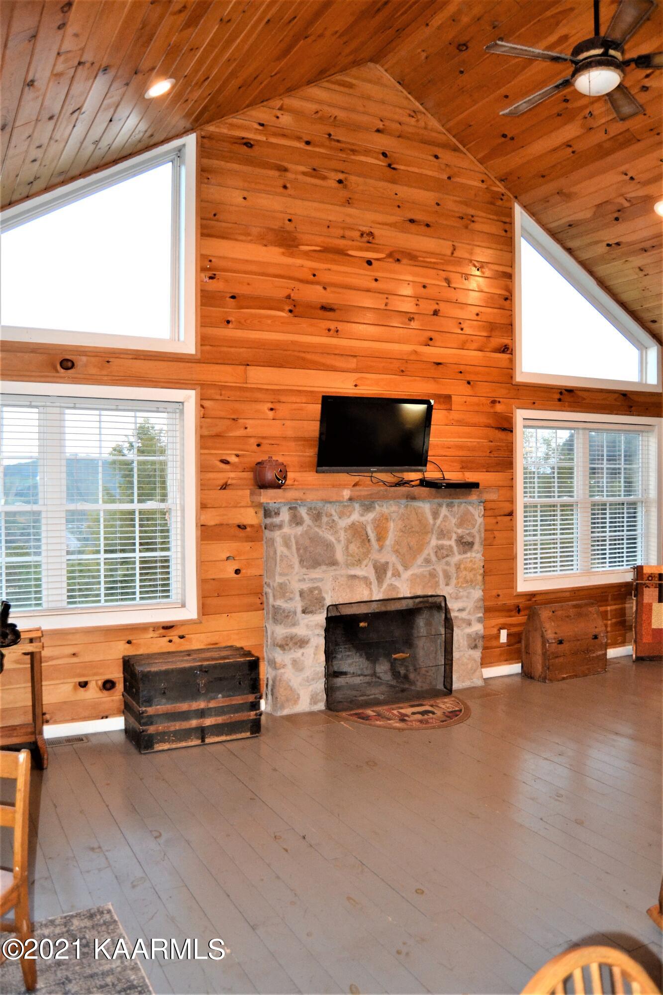 182 Grantham Ford Road Tazewell, TN 37879 - Photo 33 of 60 DSC_0051