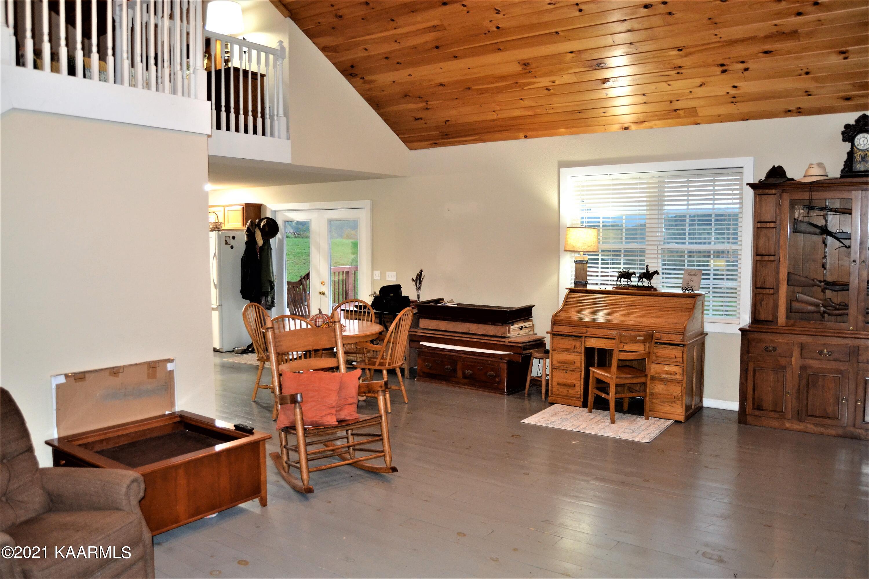 182 Grantham Ford Road Tazewell, TN 37879 - Photo 36 of 60 DSC_0059