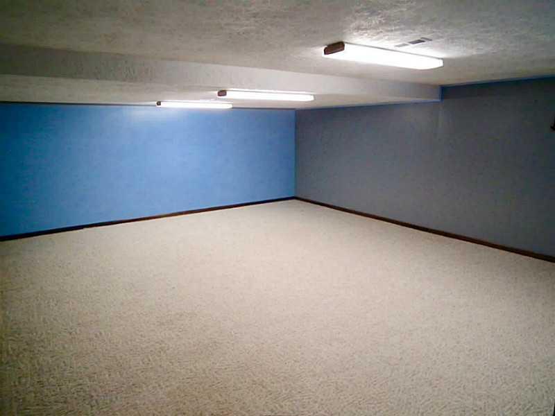 743 Boulder Road Indianapolis, IN 46217 - Photo 19 of 24 Gallery Image 19