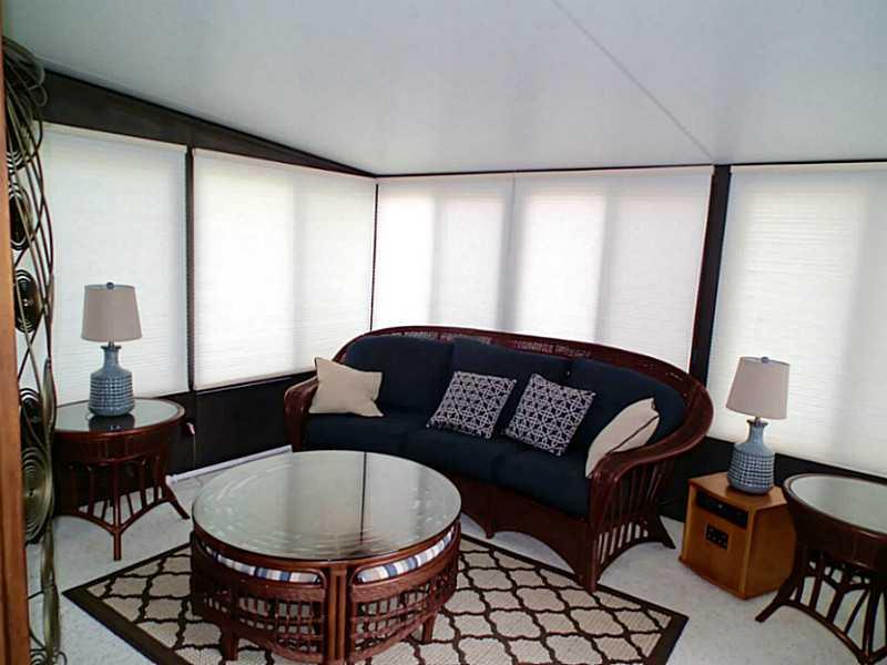 743 Boulder Road Indianapolis, IN 46217 - Photo 9 of 24 Gallery Image 9