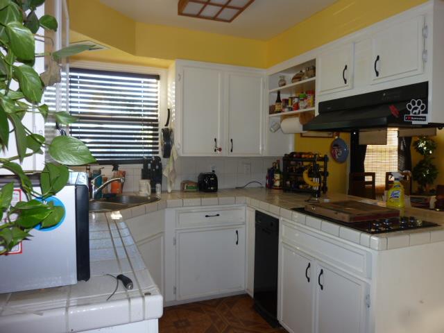 1821 Valley View Road Hollister, CA 95023 - Photo 4 of 17 Gallery Image 4