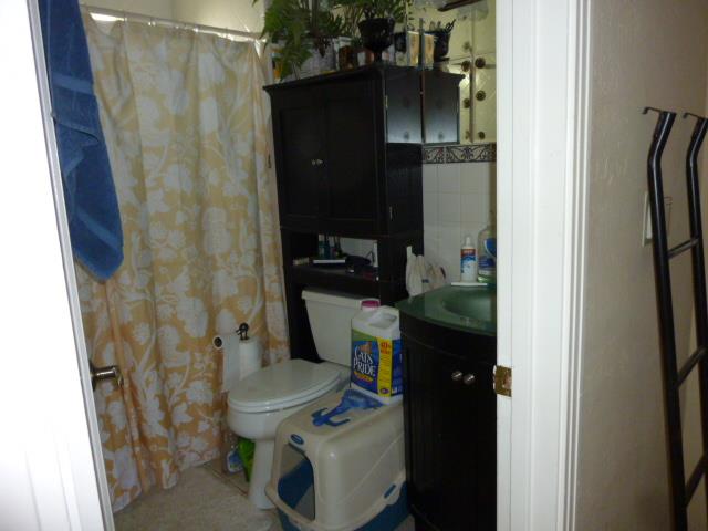 1821 Valley View Road Hollister, CA 95023 - Photo 9 of 17 Gallery Image 9